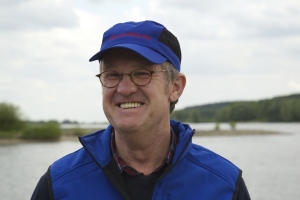 Uwe Kühn  bietet Naturführungen bei Elbe-Floßfahrten